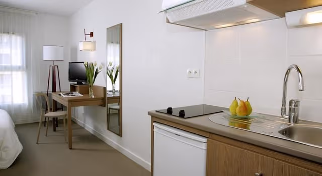 STUDIO TWO BEDS