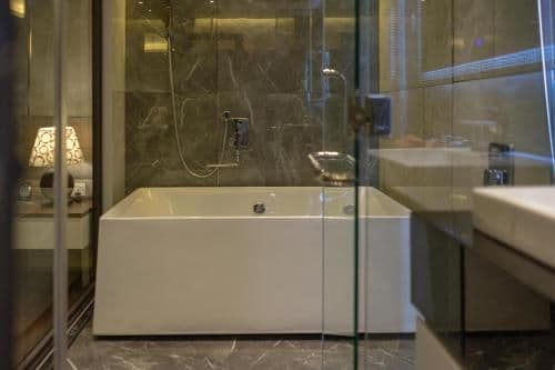 Junior Suite with Garden View