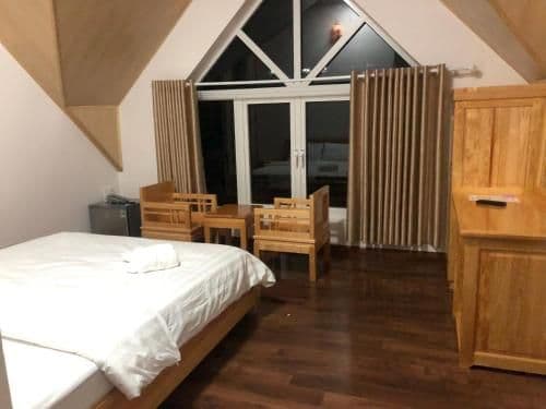 Queen Room with Garden View