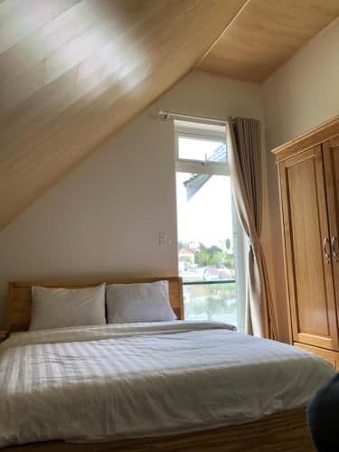 Queen Room with Garden View