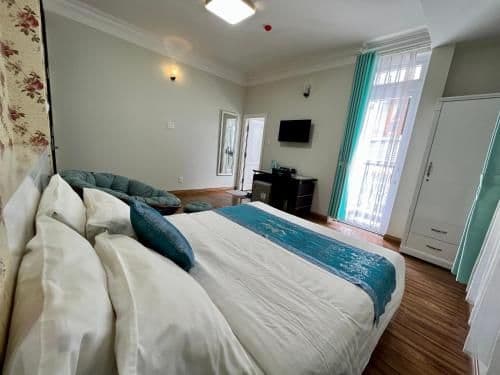 Deluxe Double Room with Balcony