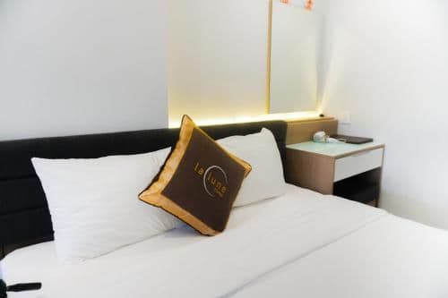 Deluxe Double Room (2 Adults + 1 Child)