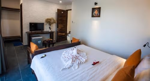Deluxe Double Room with Balcony