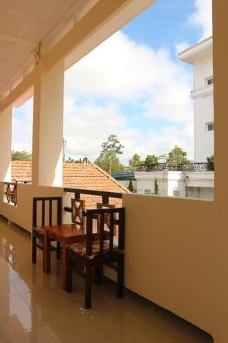 Triple Room