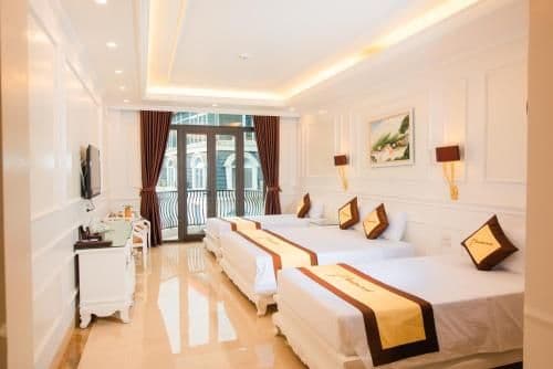 Deluxe Family Suite