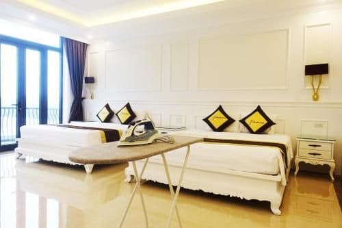 Deluxe Family Suite