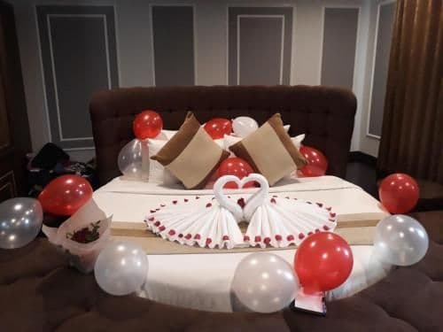 The Era Suite - 2 Days 1 Night