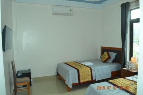 Twin Room with Mountain View