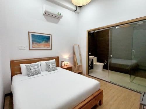 Double Room with Private Bathroom