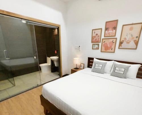 Double Room with Private Bathroom