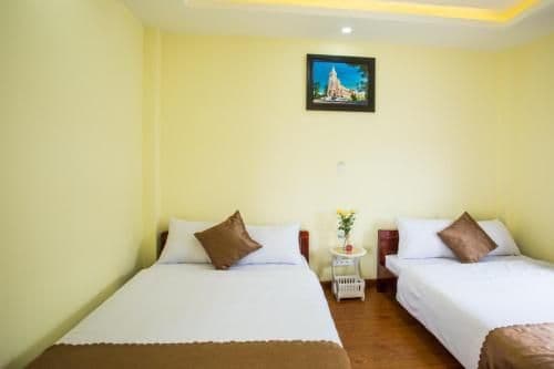 Double or Twin Room with Private Bathroom