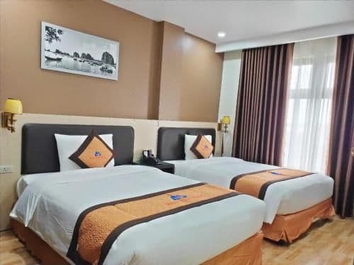 Twin Room with City View