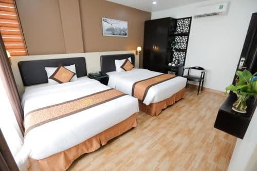 Twin Room with City View