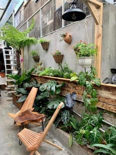 Apartment with Garden View
