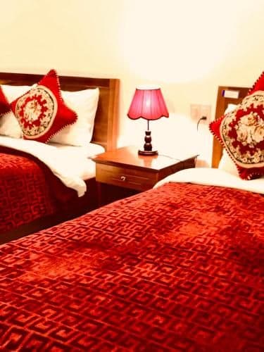 Standard Twin Room