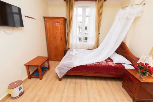 Standard King Room