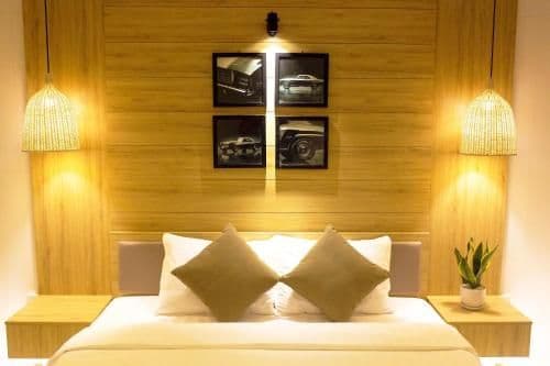 Deluxe King Room