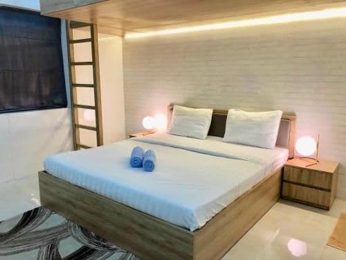 Deluxe Family Room