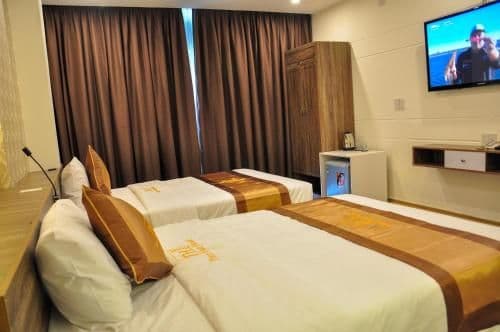Deluxe Double or Twin Room with City View