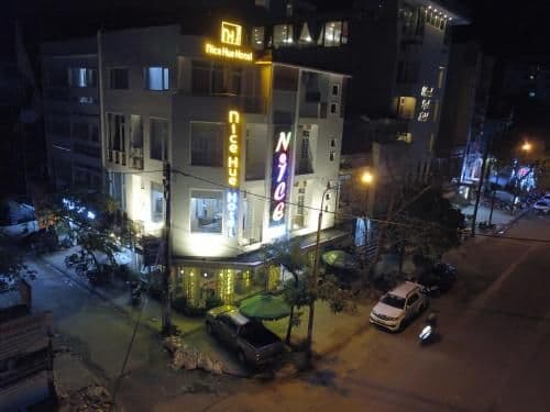 Deluxe Double or Twin Room with City View