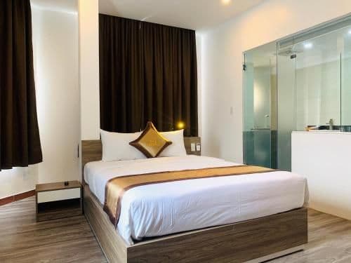 Deluxe Double or Twin Room with City View