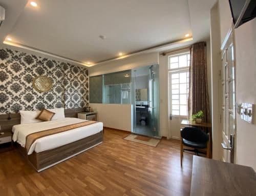 Deluxe Double or Twin Room with City View