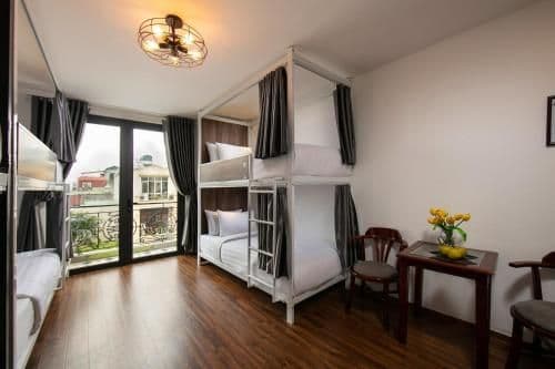 Bed in 6-Bed Mixed Dormitory Room