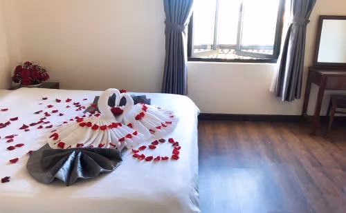 Deluxe King Room