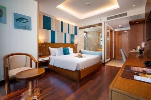 Ocean Front Deluxe King with Balcony