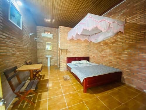 Deluxe Double Room with Shower