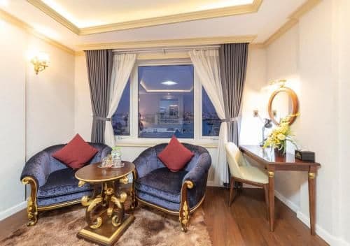 Deluxe Suite