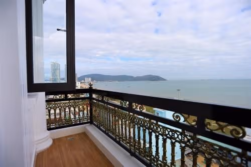 Double Room with Balcony and Sea View