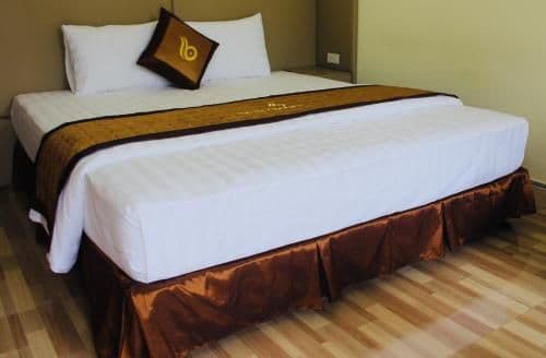 Deluxe Room (2 Adults + 1 Child)