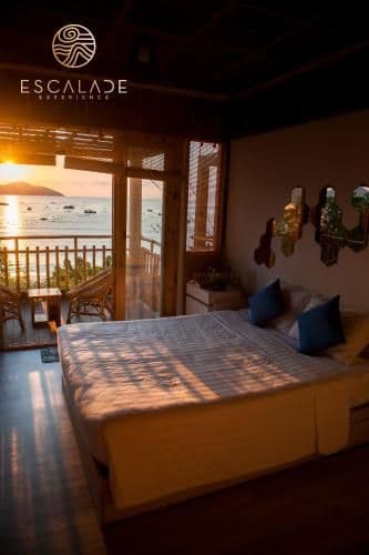 Deluxe Bungalow with Bay View