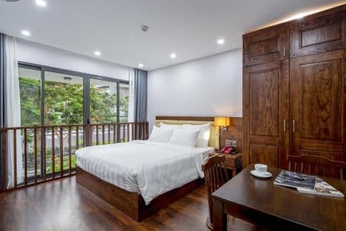 Deluxe Double Room with Balcony