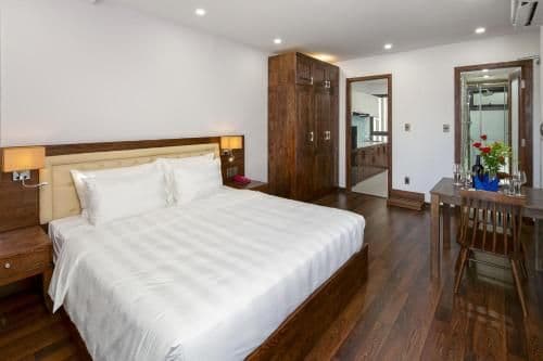 Deluxe Double Room with Balcony