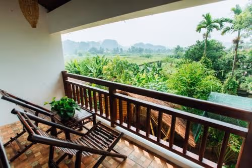 Deluxe Double Room with Balcony and Mountain View