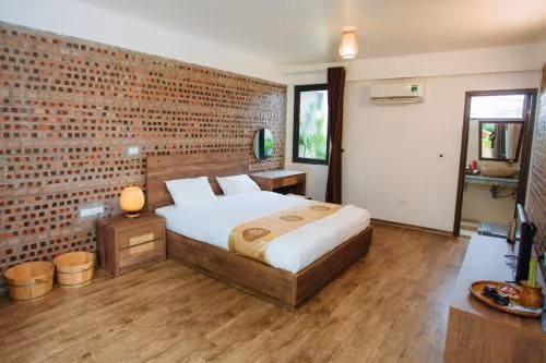 Standard Double Room with Garden View