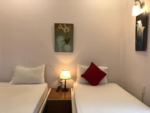 6-Bed Mixed Dormitory Room