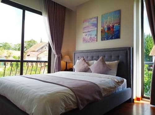 Standard Queen Room