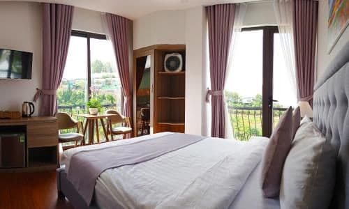 Double Room with Mountain View