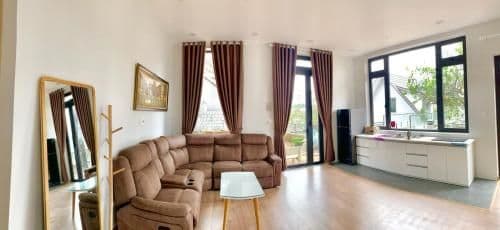 Villa with Garden View