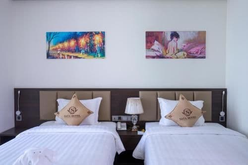 Double or Twin Room with City View