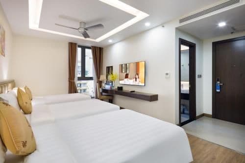 Deluxe Double or Twin Room with City View