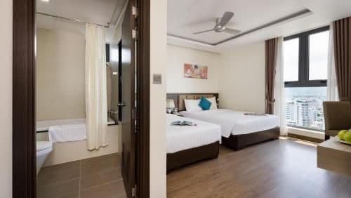 Deluxe Double or Twin Room with City View
