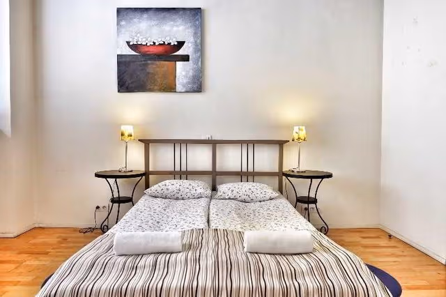 APARTMENT TWO BEDROOMS