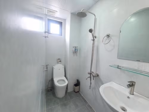Deluxe Double Room (2 Adults + 1 Child)