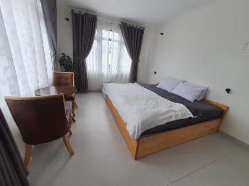 Deluxe Queen Room