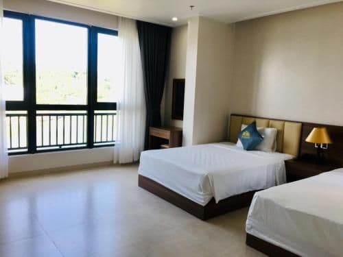 Twin Room with Lake View