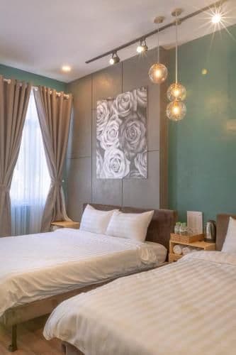 Deluxe Family Room